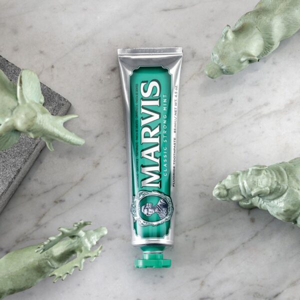 MARVIS CLASSIC STRONG MINT TOOTHPASTE 85ML