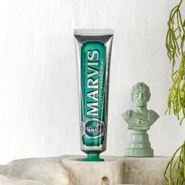 MARVIS CLASSIC STRONG MINT TOOTHPASTE 85ML