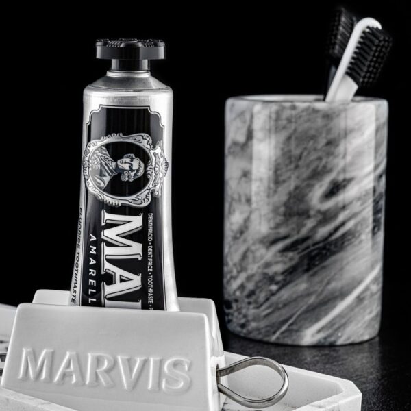 MARVIS LICORICE MINT TOOTHPASTE 85ML