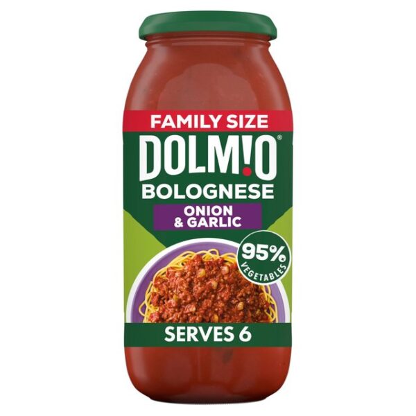 Dolmio Bolognese Onion & Garlic Pasta Sauce 750g