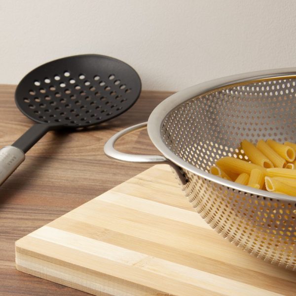 SQ MICRO - PERFORATED COLANDER 25.5CM