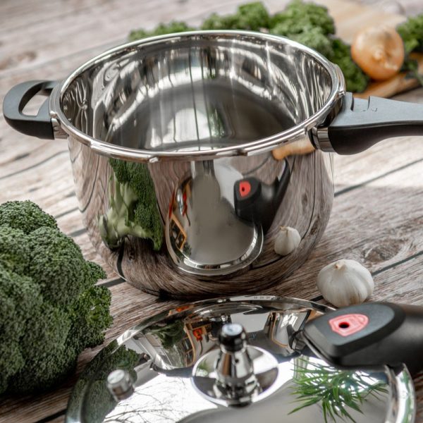 DURANE STAINLESS STEEL PRESSURE COOKER 5L