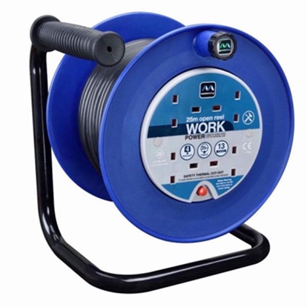 MASTERPLUG 4 SOCKET 25M REEL