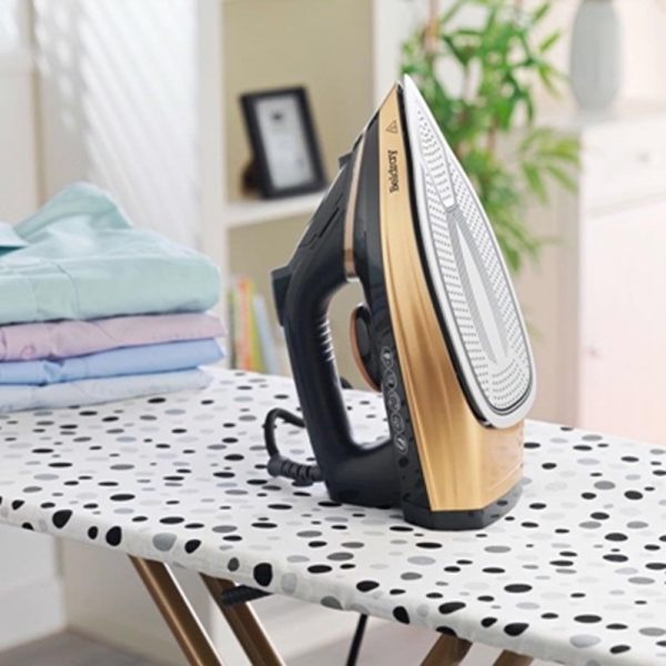 BELDRAY STEAM IRON BEL0820NC