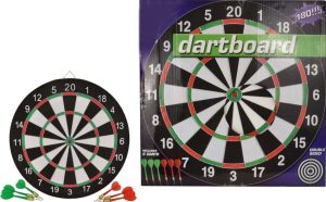 17" Dart Board With 6 Darts