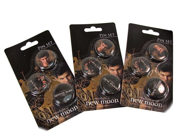 Twilight Saga New Moon- Assorted Badges, 3Pk