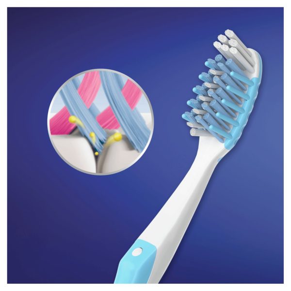 Oral-B Pro-Expert Criss Cross Bristles Toothbrushes