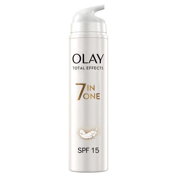 Olay Total Effects Featherweight Moisturiser SPF 15