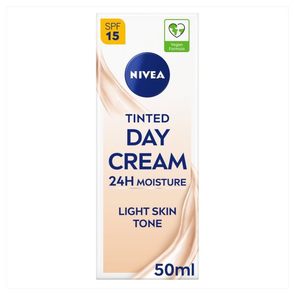 NIVEA Tinted Day Cream for Light Skin Tone SPF15