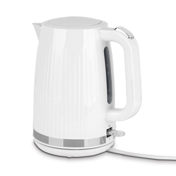 Nutmeg Home Fluted Kettle White