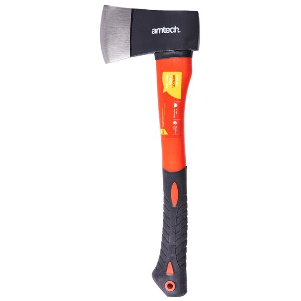 0.7kg (24oz) Axe with fibreglass shaft