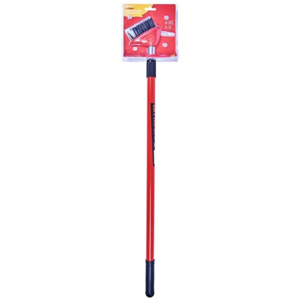 Telescopic patio cleaning brush