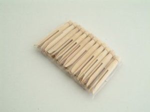 12 X DOLLY PEGS TRADITIONAL WOODEN WASHING CLOTHES PEG