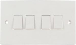 STATUS 4 GANG 2 WAY LIGHT SWITCH