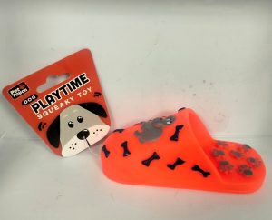 PET TOUCH SQUEAKY SLIPPER DOG TOY