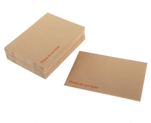 BOARD BACKED ENVELOPES 170 MM X 250 MM PACK OF 8