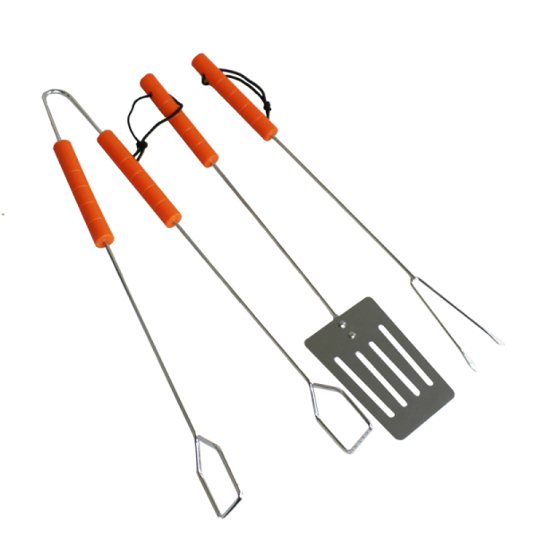 WOODEN HANDLED BBQ TOOL SET OF 3 (18INCH)