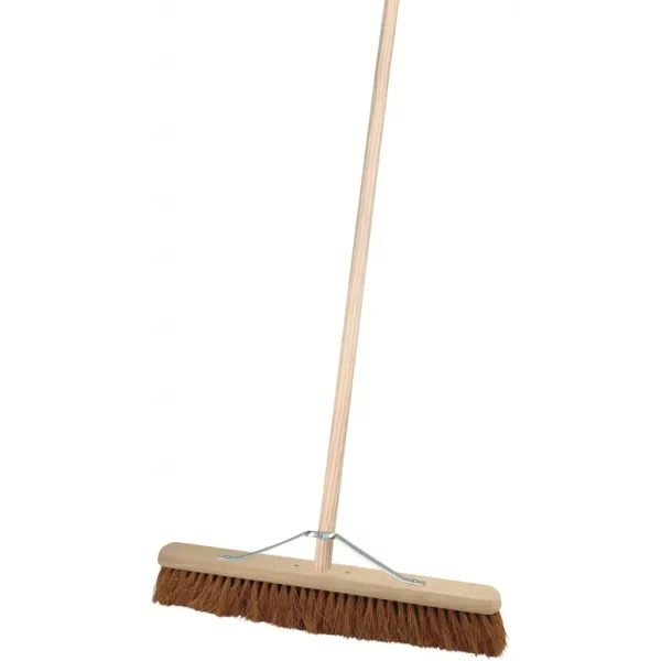 ELLIOTT FSC SWEEPING BROOM WITH COCONUT FIBRES 60CM / 24INCH