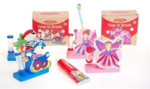 TIME TO BRUSH WOOD HOLDER AND SAND TIMER PIRATE & FAIRY