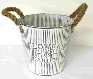 FLOWER & GARDEN GREY 18CM ZINC PLANTER