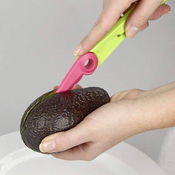 FACKELMANN AVOCADO 4 IN 1 TOOL ( SLICE - PIT - SCOOP & MASH )