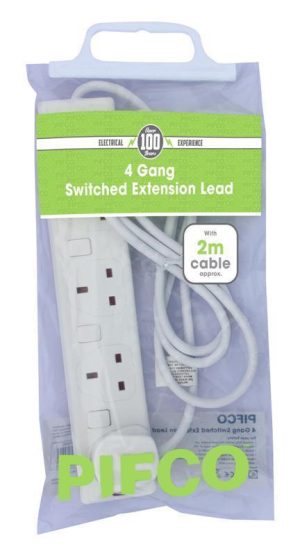 PIFCO 4 GANG SWITCHED EXTENSION LEAD 2M 13A 250V AC