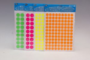 SELF ADHESIVE NEON ROUND LABELS