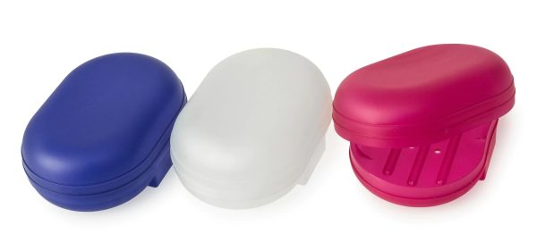 BLUECANYON ASSORTED COLOUR PLASTIC SOAP HOLDER