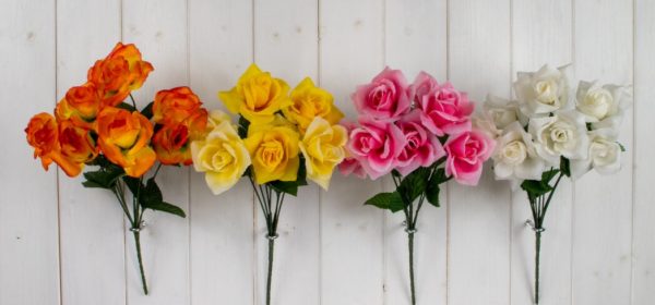 ASSORTED COLOUR ARTIFICIAL / FAUX FLOWER GARDEN ROSE BUSH