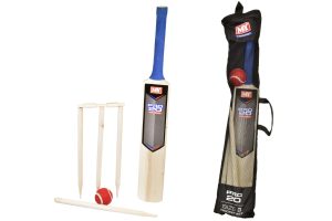 M.Y. SIZE 3 CRICKET SET IN MESH CARRY BAG