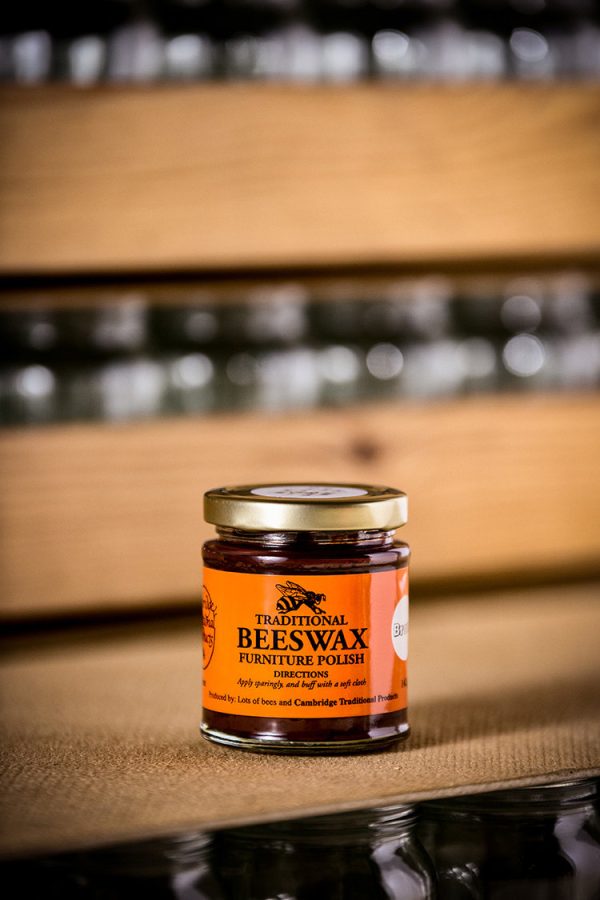 BEESWAX BROWN FURNITURE POLISH 142GM