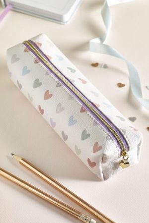 8 X 5 FLAT PRINTED PENCIL CASE PASTEL HEARTS