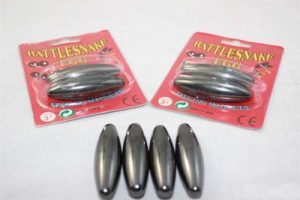 SINGING RATTLE SNAKE MAGNETS 6CM TY9766