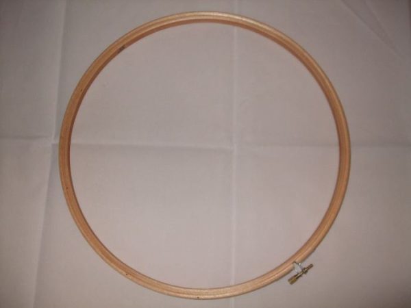 CROSS STITCH EMBROIDERY WOODEN HOOP CRAFT 12 INCH