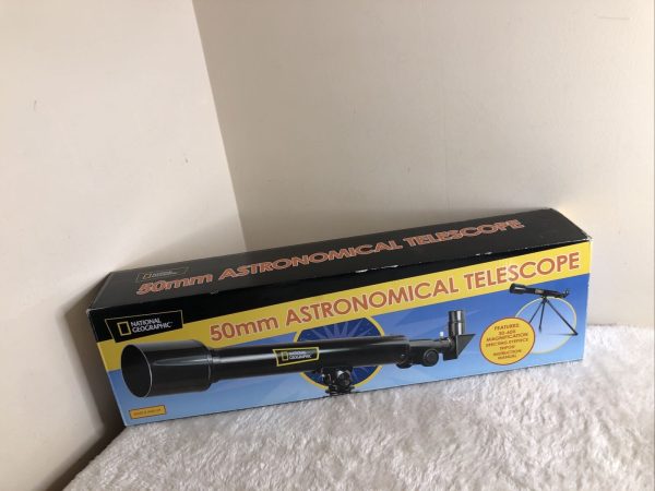 NATIONAL GEOGRAPHIC 50MM ASTRONOMICAL TELESCOPE