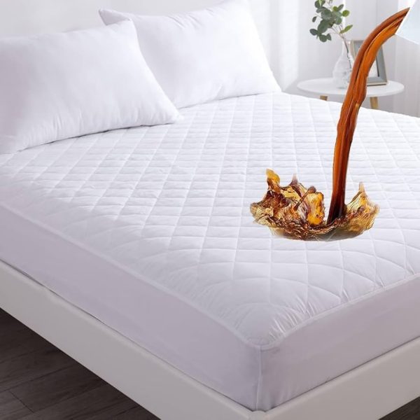 LUXURY QUILTED MATTRESS PROTECTOR DOUBLE BED 137CM X190CM