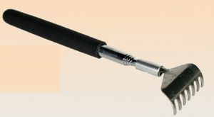 BACK SCRATCHER WITH SOFT BLACK GRIP 20CM TO 68CM