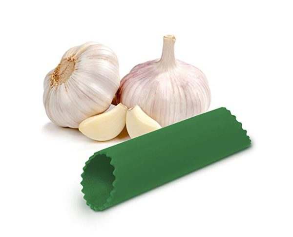 GARLIC TWIST SILICONE GARLIC PEELER GREEN