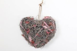 BLOOM HANGING HEART