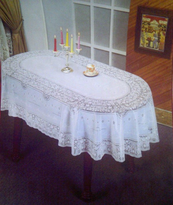 60IN X 90IN VINYL LACE TABLECLOTH OVAL