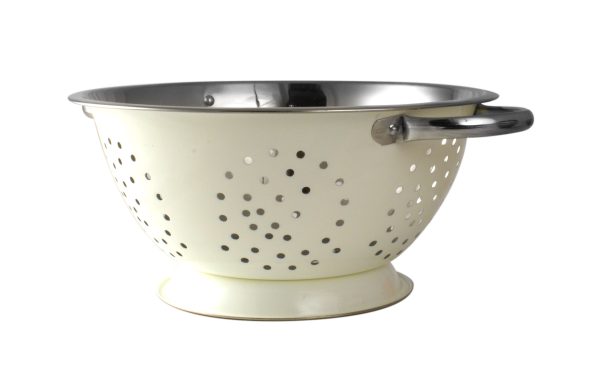 CREAM COLOURS COLANDER 24CM / 9.5