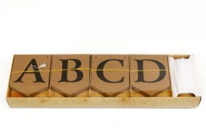 10M ALPHABET BUNTING STRING 75 CARDS - BROWN