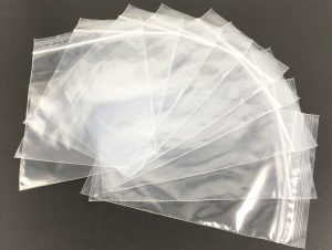 25 X 25 MM APPROX 1000 PCS CLEAR ZIP N SEAL BAGS