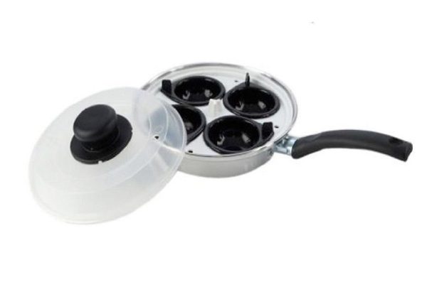 4 CUP EGG POACHER WITH PLASTIC LID