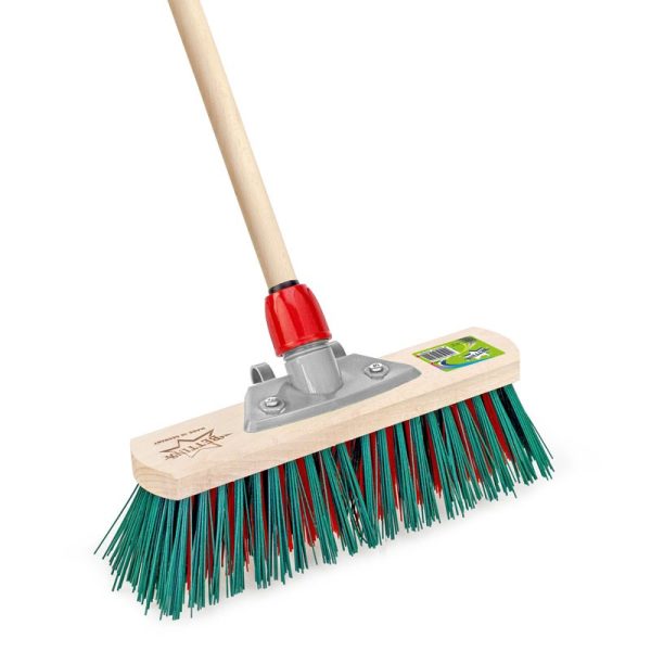BETTINA WOODEN OUTDOOR BROOM & HANDLE 11 INCH