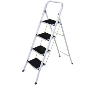 Marksman 4 Step Rubber Carpet Non-Slip Ladder