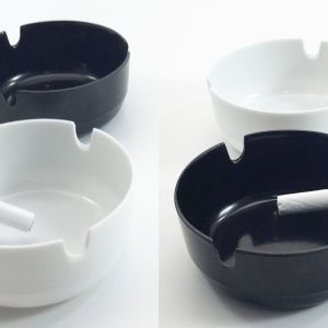 PLASTIC BLACK & WHITE CIGARETTE ASHTRAY Pack Of 4