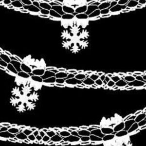 9FT WHITE SNOWFLAKE GARLAND DECORATION