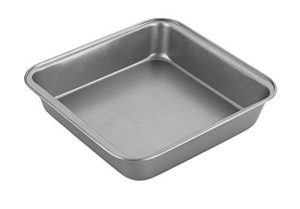 SQUARE CAKE PAN 20 X 20 X 4.5CM