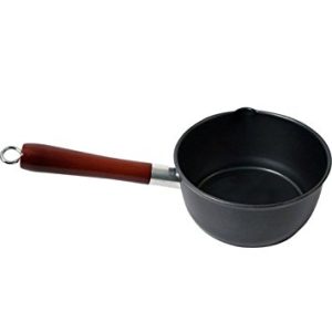 NON-STICK MILK PAN WITH WOODEN HANDLE 18CM 2.1L